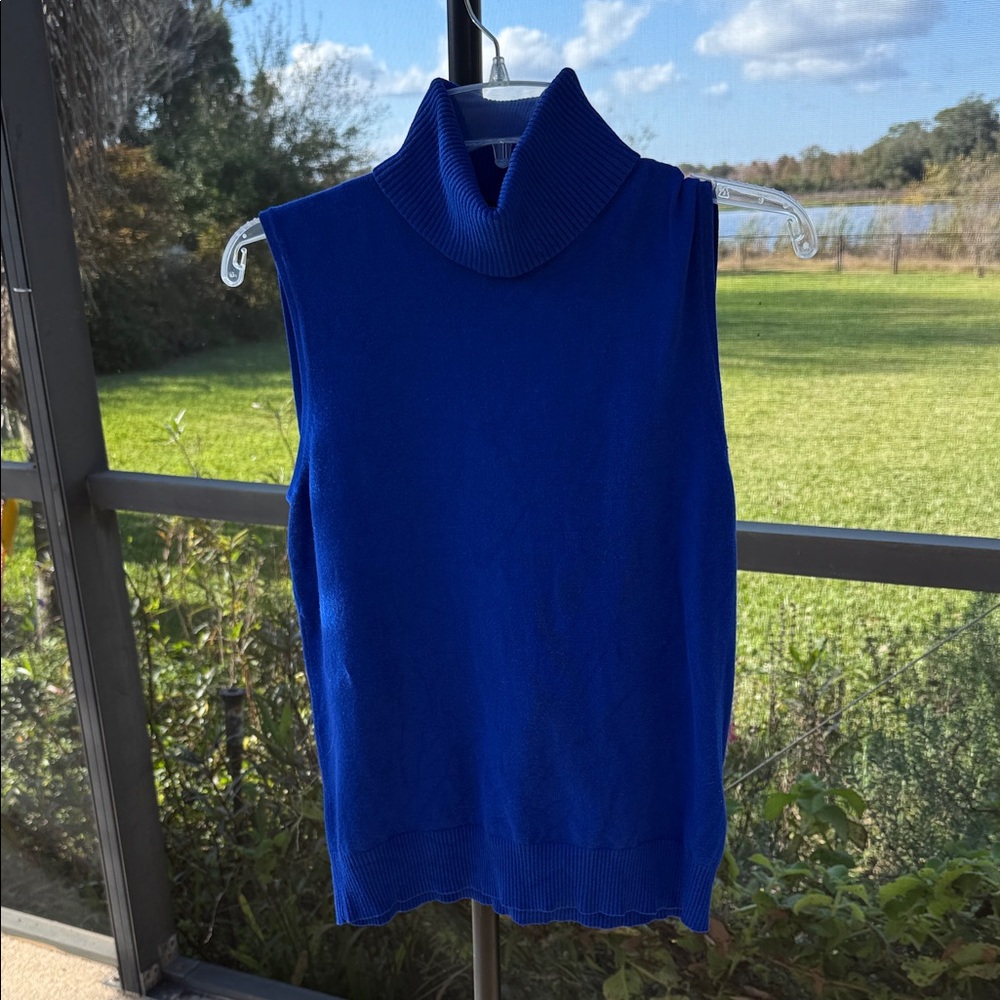 Cable & Gauge Cobalt Blue Sleeveless Turtleneck